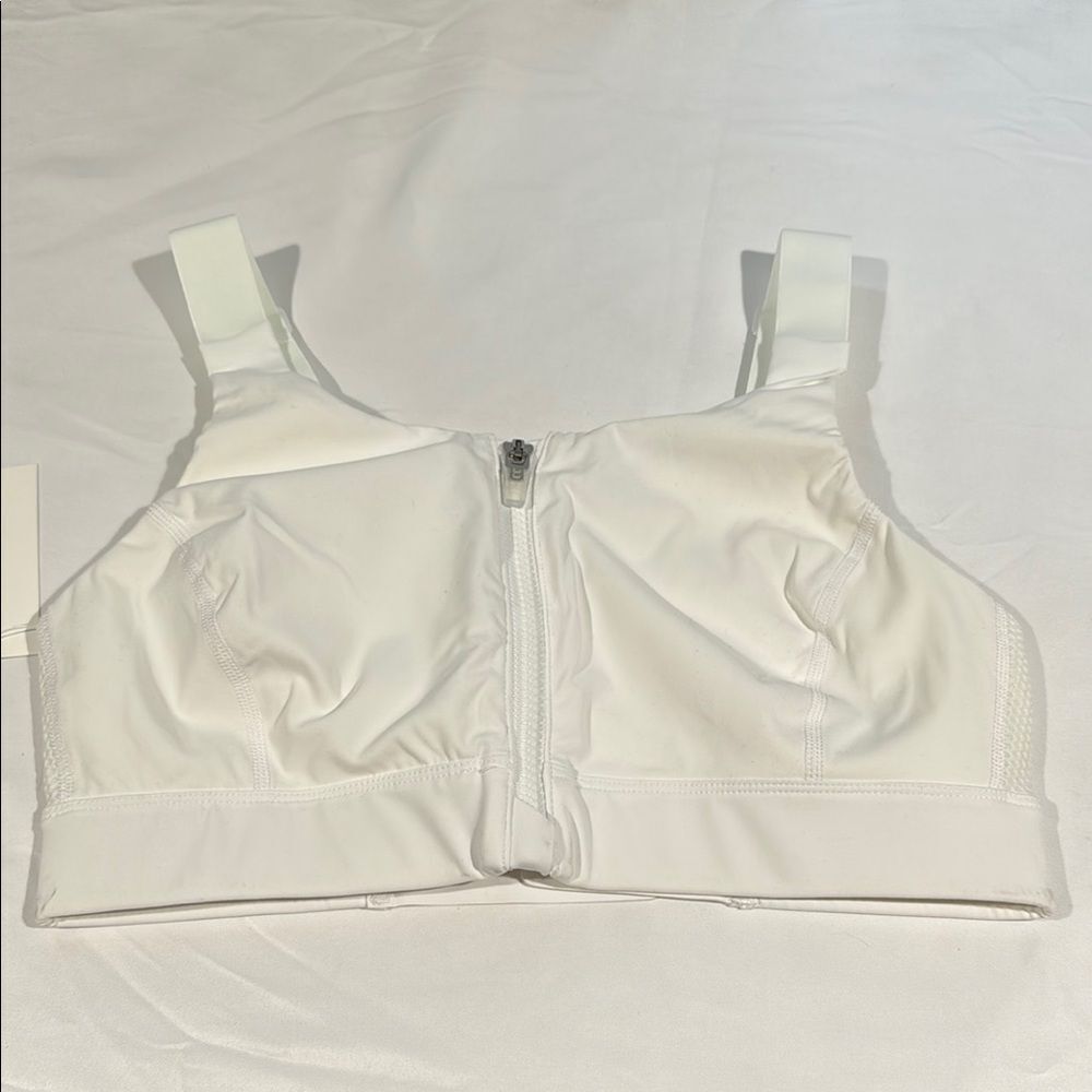 Outdoor Voices White PowerHouse Bra with Wide Straps and Supportive Design